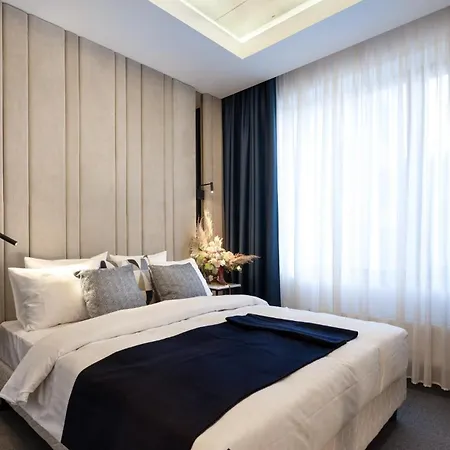Union Plaza Hotel 4*