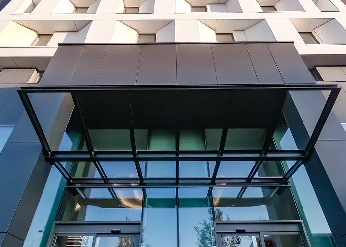 Union Plaza 4* Бухарест