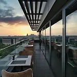 Union Plaza Hotel 4*