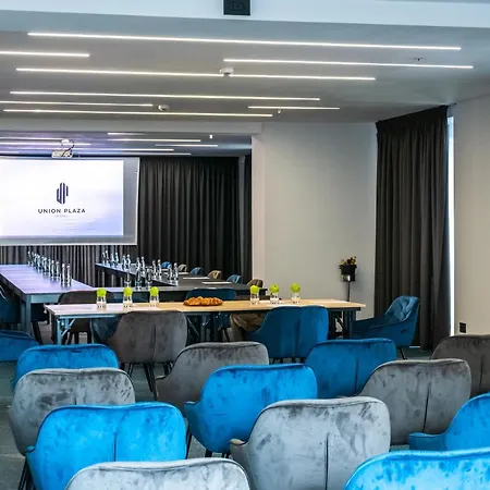 Union Plaza Отель 4*