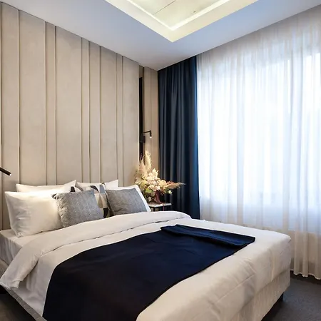 Union Plaza Hotell 4*