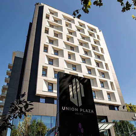 Union Plaza Отель