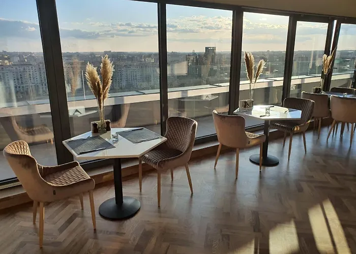 Hotel Union Plaza 4*